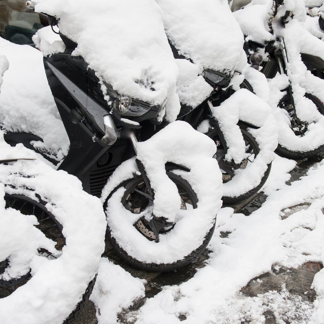 Jak připravit elektroskútr nebo elektrotříkolku na zimu?